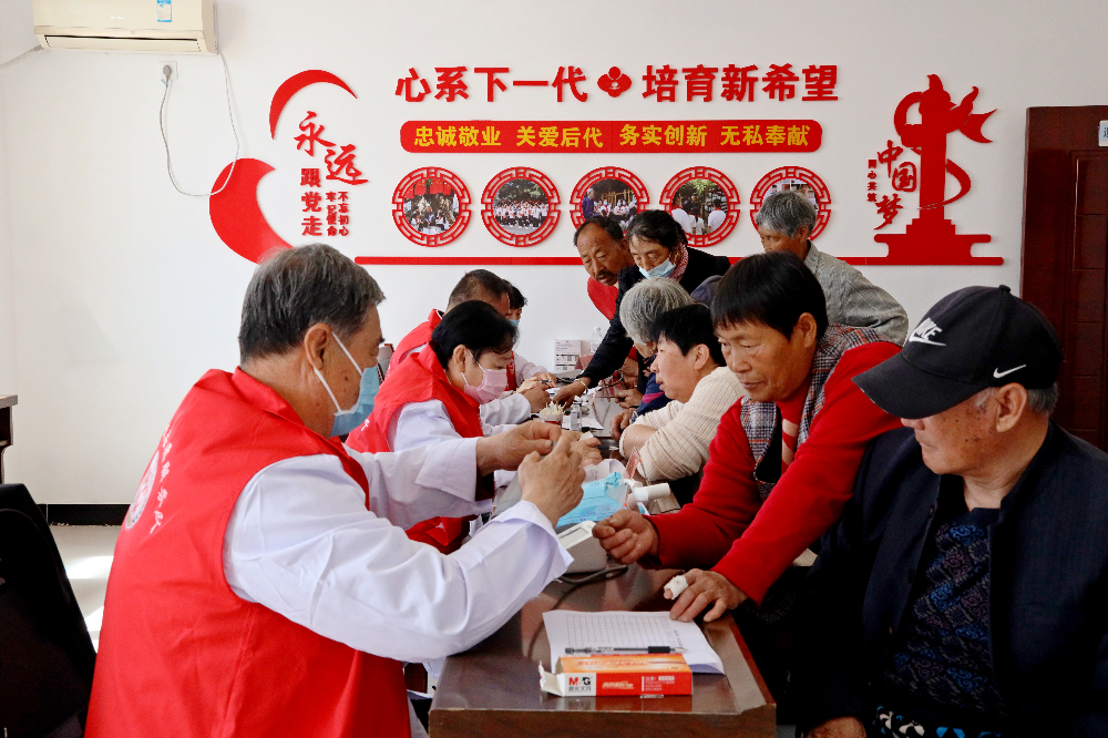 2图片1_副本.png